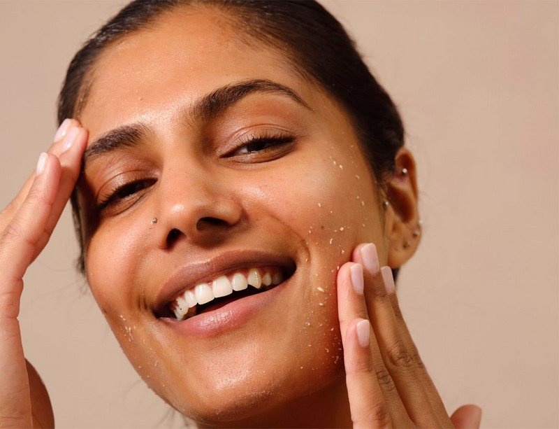 طرق-علاج-المسامات-الواسعة